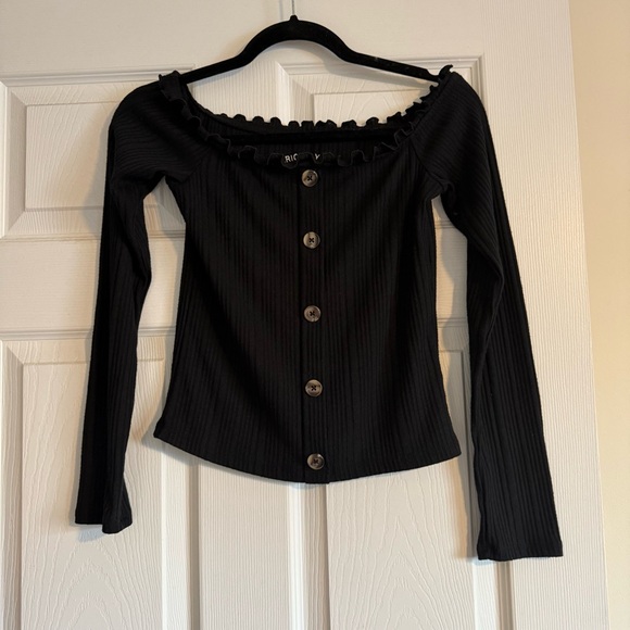 AERO Tops - Aeropostale Aero Black Off Shoulder Top Size Medium